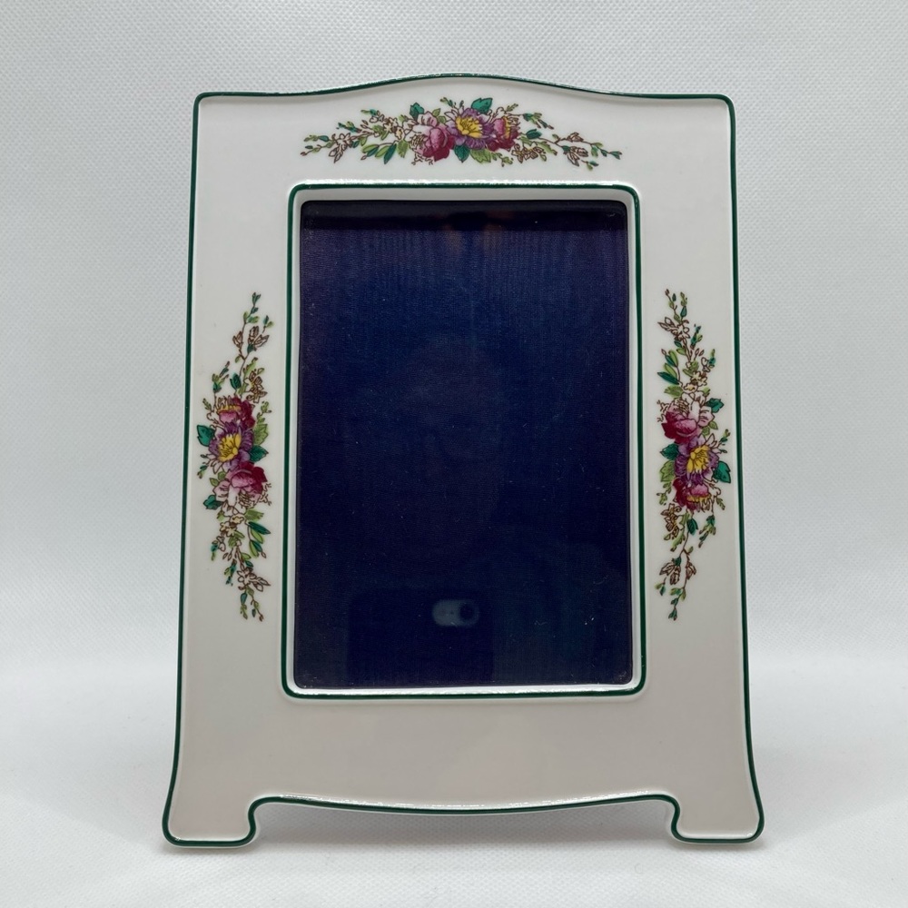 Vtg Rare Waterford Wedgewood Collaboration in this Bone China Frame with Flowers